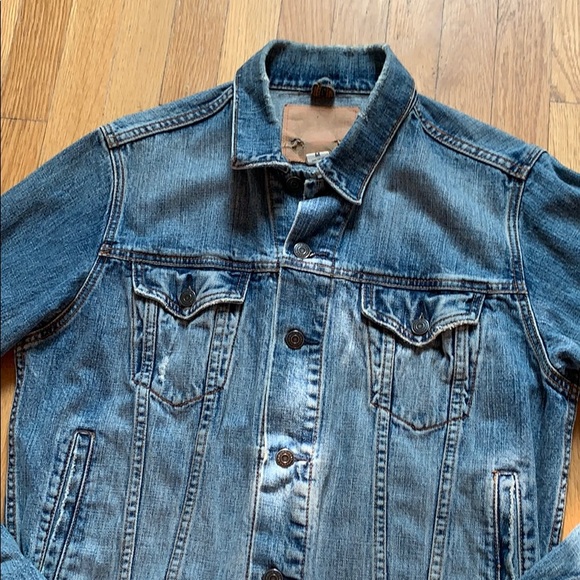 Vintage Abercrombie and Fitch Denim Jacket - Picture 2 of 6